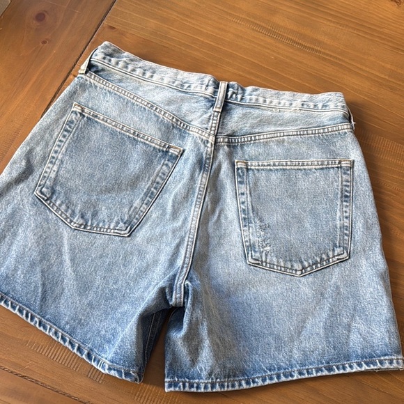 AGOLDE Stella Short in Mode - Picture 12 of 14